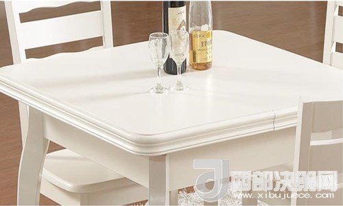 喜歡白色餐桌 但椅子該如何搭配？