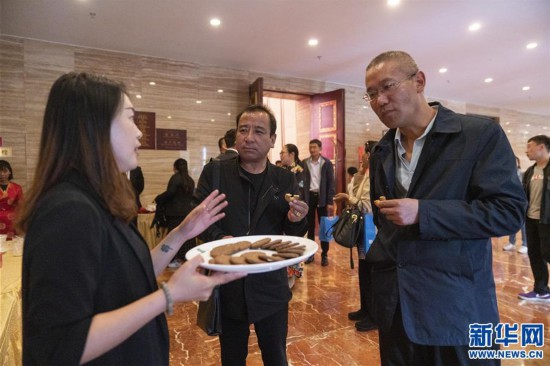 （專(zhuān)發(fā)新華網(wǎng)西藏頻道）西藏：青稞精深加工產(chǎn)業(yè)助力脫貧攻堅(jiān)(3)