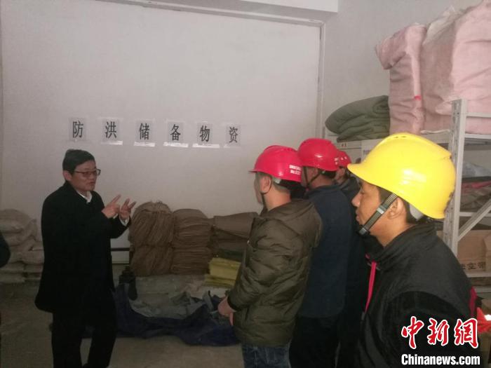 圖為西藏自治區(qū)應(yīng)急管理廳儲(chǔ)備的防洪救災(zāi)物資(資料圖)。西藏自治區(qū)應(yīng)急管理廳 供圖