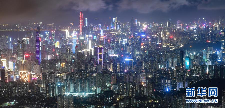 (新華全媒頭條·圖文互動)(18)偉大旗幟引領(lǐng)歷史巨變——習(xí)近平新時代中國特色社會主義思想指引“十三五”經(jīng)濟(jì)社會發(fā)展述評