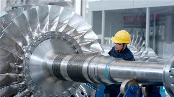 乘勢而上把握新時代追趕超越關鍵期——專訪全國人大代表、西安市市長李明遠_fororder_圖片7