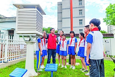 激勵(lì)創(chuàng)新，樹立“強(qiáng)國有我”鴻鵠志